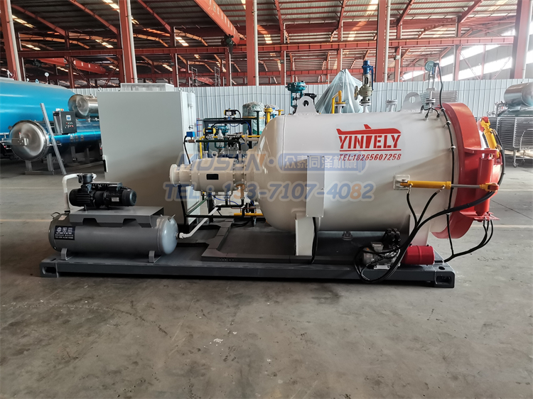 <b>復合材料熱壓罐工作過程中的注意事項</b>